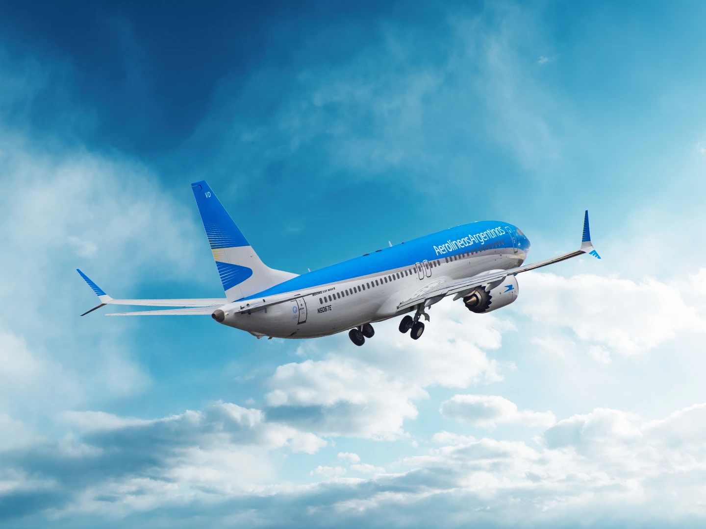 Vola con Aerolíneas Argentinas